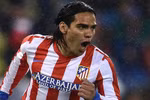 Quyết mua Falcao, M.U dùng Chicharito làm 'vật tế thần'