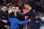 Messi hành xử thua xa Ronaldo