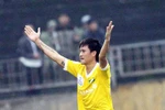 Đại chiến Hà Nội T&T - SLNA: Tất cả của anh đó, Công Vinh!