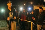 Ronaldo ngượng ngùng khi CĐV nhà gọi tên Messi