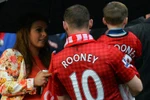 Rooney buồn tủi trong ngày vui của M.U