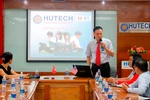Hợp tác quốc tế là đón sinh viên ngoại vào, đưa sinh viên mình ra ngoài học