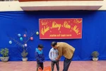 Thầy Tiến, đã nửa đời người khơi đèn đom đóm trên non