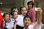 Phụ huynh Hà Nội nức nở khen hình thức đăng ký tuyển sinh trực tuyến vào lớp 1