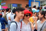 Ảnh: Hai sắc thái trái ngược trong kỳ thi tuyển sinh vào lớp 10 tại Hà Nội