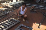 "Từ bục giảng tôi bị đá thẳng xuống...chuồng lợn"