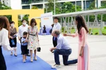 Chân dung "người đàn ông hay quỳ" ở Hà Nội