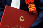Giải pháp nào để phong hàm giáo sư đi vào thực chất?