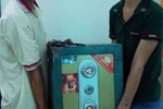 Cả xóm vây bắt hai tên trộm két sắt