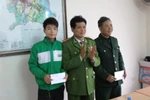 Khen thưởng tài xế taxi giúp Công an bắt tên lừa đảo nhanh như chớp