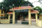 Học sinh ở Sóc Sơn, Hà Nội bị thầy giáo lên gối, tát xước mặt