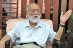 Sách có nội dung nhảm nhí, thô tục: "Phản giáo dục chứ giáo dục cái gì"