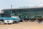  Phó Thủ tướng kiểm tra công tác an toàn bay tại sân bay Tân Sơn Nhất