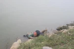 Phát hiện thi thể phân hủy mạnh trôi trên sông Mã