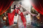 'Tân Kim Bình Mai' tung thêm ảnh nóng