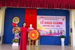 Hiệu trưởng, giáo viên cùng học tiếng dân tộc để vận động học sinh ra lớp 100%
