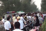2 "cẩu tặc" suýt bị người dân thiêu sống khi đang "hành nghề"
