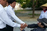 Thí sinh liệt hai chân, mồ côi bố được đặc cách vào Đại học