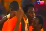 Yaya Toure 'vẽ' siêu phẩm hình quả chuối tuyệt đẹp
