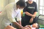 Vụ học sinh ngộ độc ở Đắk Lắk: Có hai đối tượng người nước ngoài phát bóng bay