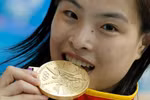 Trung Quốc: Nhà vô địch Olympic không biết bà mất, mẹ bị ung thư 8 năm