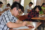 Thí sinh hoang mang khi nộp hồ sơ