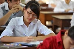 Tin nóng: Bị cấm tuyển sinh vẫn được cấp chỉ tiêu