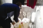 Đầu nậu tiết lộ "bí quyết" pha chế 30 lít xăng “nở” thành 36 lít