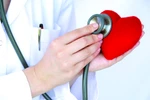 GS Nguyễn Lân Dũng có dám "bốc thuốc" trị bệnh hèn nhát, vô cảm?