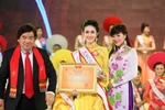Sự thật đằng sau scandal Hoa hậu dân tộc 2013 mua giải, cặp kè
