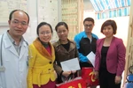 Qùa tết sớm dành tặng bệnh nhân ăn tết xa nhà