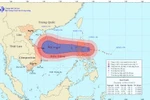 Bão số 11 cách bờ biển các tỉnh Quảng Trị - Quảng Ngãi khoảng 280km