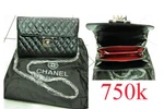 Cầm tiền triệu, mua hàng hiệu Gucci, Polo... "thả ga" trên mạng