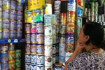 "Mead Johnson đổi bao bì để tăng giá sữa là đánh lừa người dùng"