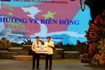 Tổng công ty Sông Hồng tặng quà 1/6 đến trẻ em biển đảo