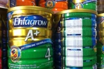 Mead Johnson ép khách hàng mua sữa mới giá cao?