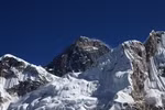 3 nhà leo núi thiệt mạng sau khi chinh phục được Everest