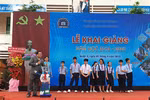 Robot thông minh ra mắt hơn 2.800 học sinh Trường Lê Quý Đôn trong lễ khai giảng