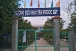 Điều chuyển công tác Hiệu trưởng bị tố và 4 giáo viên tố cáo
