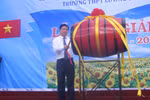 Bí thư Thăng đánh trống khai giảng ở Trường Lương Thế Vinh