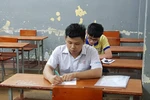 Làm bài được hơn 1 tiếng, điện thoại bất ngờ reo và thí sinh bị đình chỉ thi