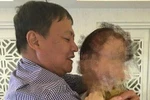 Thêm nhiều hình ảnh nhạy cảm nghi của Hiệu trưởng với học viên cao học