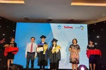 Vinh danh 65 thủ khoa vượt khó, nâng bước tương lai