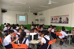Giáo viên phấn khởi với lệnh cấm cho bài tập về nhà