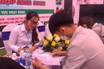 Nhiều ngành dù doanh nghiệp "trải thảm đỏ" vẫn khó tuyển nhân sự