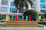 ĐH Công nghiệp TP.HCM lý giải việc trường kỹ thuật nhưng tuyển sinh ngành Dược