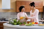 "Dở khóc, dở cười" chuyện những nàng dâu mới về nhà chồng ăn Tết