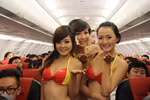 Diễn bikini trên máy bay: Cú PR ngoạn mục hay phản cảm của VietJetAir?