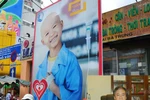 "Xúc động khi xem quảng cáo nhưng gia đình tôi sẽ không mua mì Gấu đỏ"