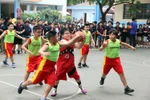Tôi thấy thành lập hội đồng trường phổ thông là thừa, không giải quyết vấn đề gì
